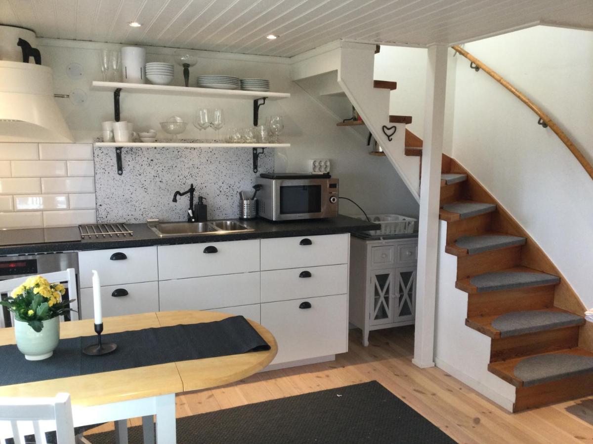 Mysigt Boende I Raettvik Med Utsikt Oever Siljan Exterior photo
