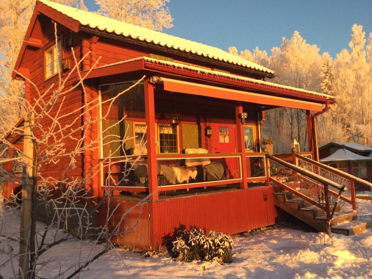 Mysigt Boende I Raettvik Med Utsikt Oever Siljan Exterior photo