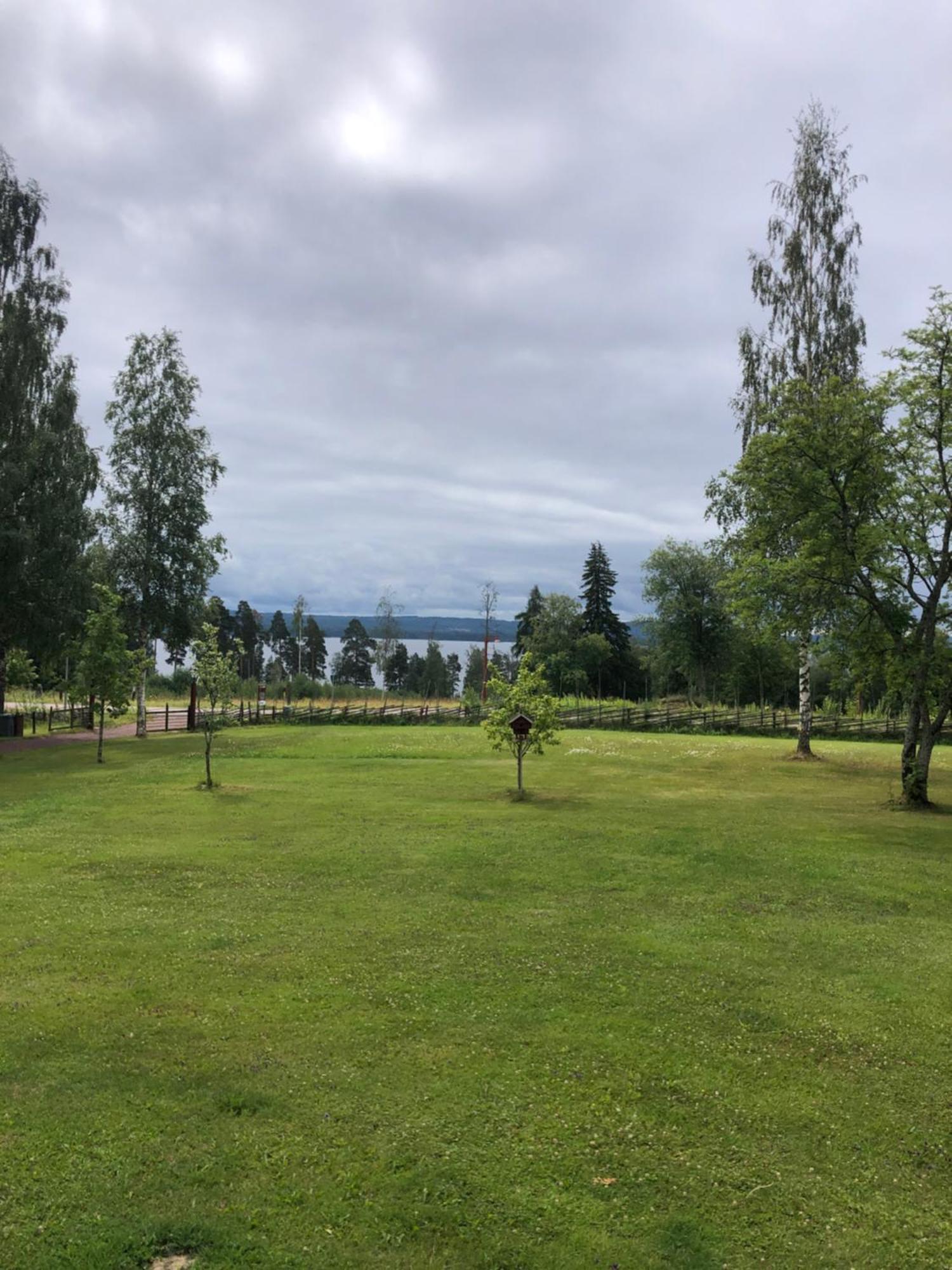 Mysigt Boende I Raettvik Med Utsikt Oever Siljan Exterior photo