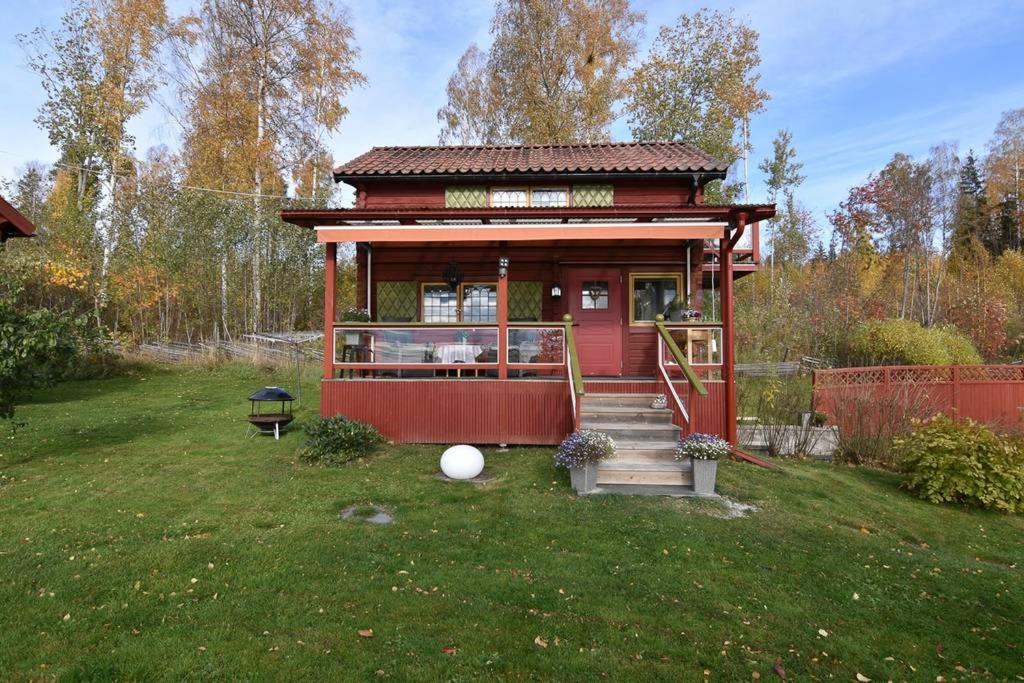 Mysigt Boende I Raettvik Med Utsikt Oever Siljan Exterior photo